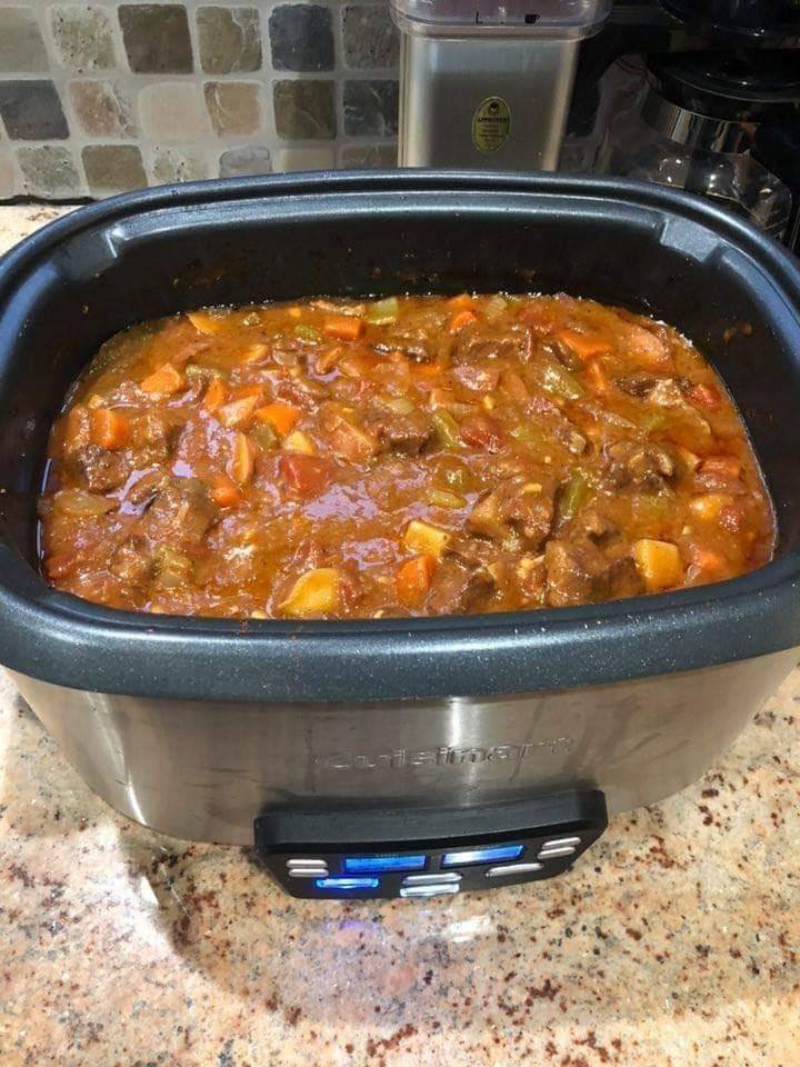 Best Beef Stew Slow Cooker Recipe – Family Favorite Meal